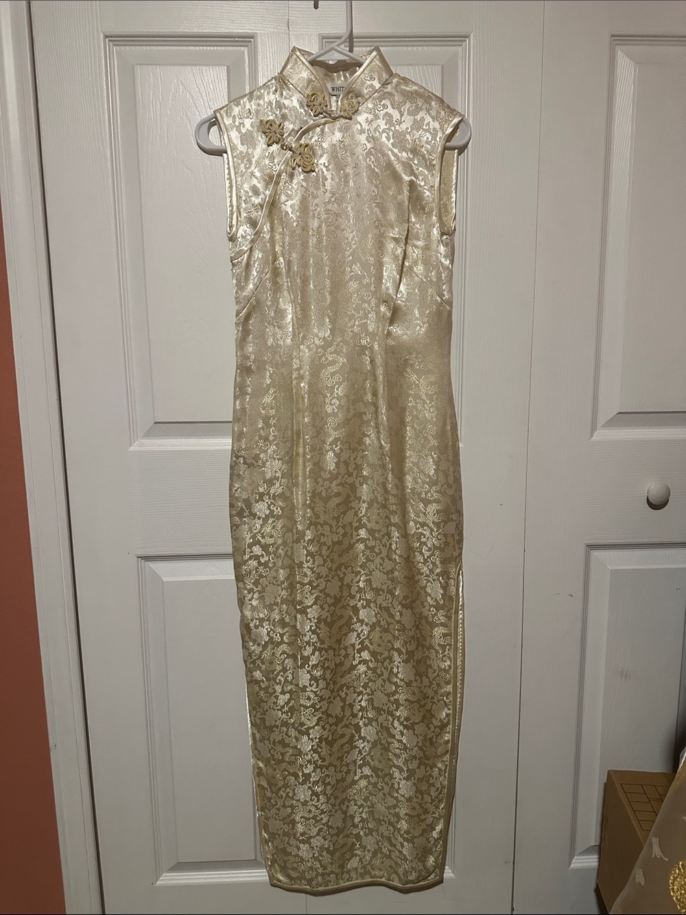Sleeveless Cream Brocade Maxi Cheongsam Dress